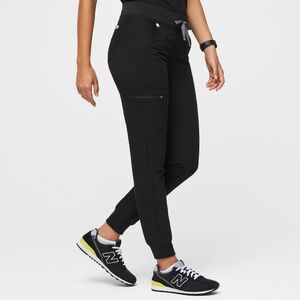 Figs Zamora Jogger Scrub Bottoms in Black (Small)